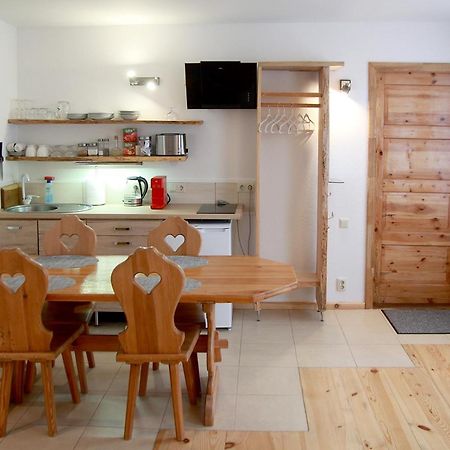 לייפאז'ה Emilie'S Apartments מראה חיצוני תמונה